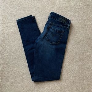 Levi’s ‘Slight Curve’ Skinny Jeans